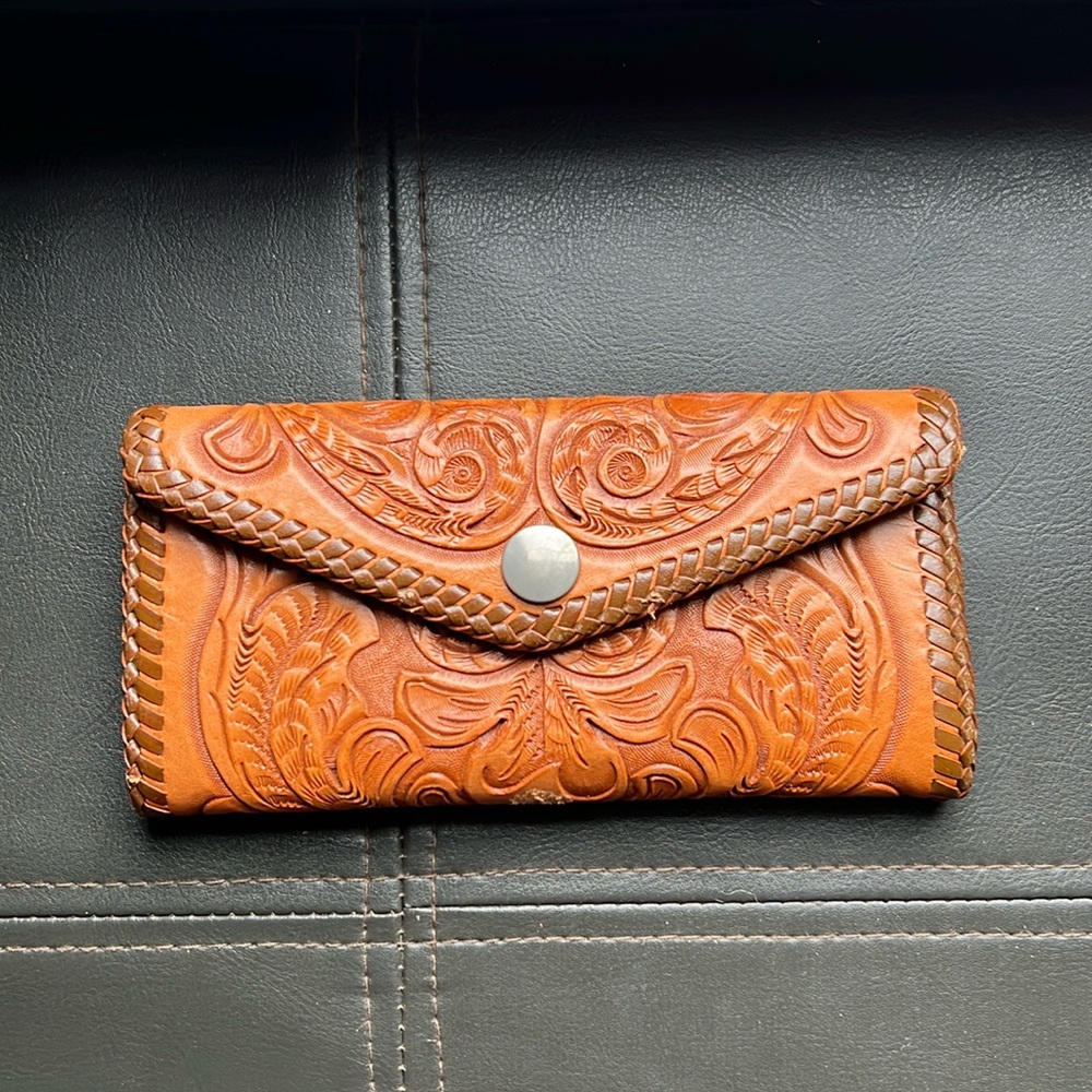 Vintage | Hand Tooled Leather Whipstitch Monogram Initial G Wallet Brown